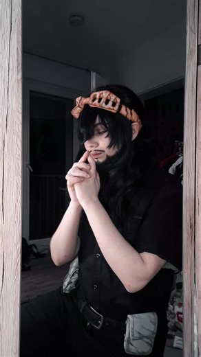 just saying, canonly is Aizawa ugly- #Aizawa #Aizawacosplay #eraserheadcosplay #mha #mhacosplay