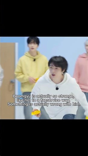 HE CANNOT BE REAL. #txt #beomgyu #funny #kpop #fypシ #tiktok #viral #weird #huzz