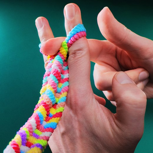 239K views · 203 reactions | Easy bracelet technique with Lego toys✨殺 | 5-Minute Crafts | Facebook