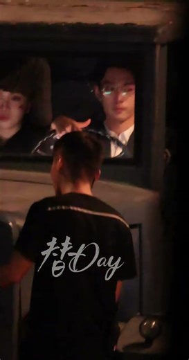 Ren Shaobai driving… SpyING, please come faster 🙏 | Xiao Zhan during the filming of SpyING