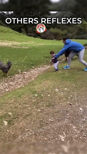 Normal Reflexes VS King Of Reflexes ☠️ #trollface#edit#troll#fyp#usa