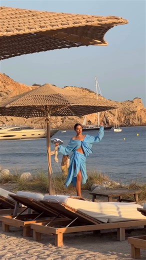 5.2K views · 9.5K reactions | Success demands persistence; keep pushing forward relentlessly! - - - - - #motivation #mindset #luxury #dreamlife #wifimoney #entrepreneur #luxurylifestyle #entrepreneurship #entrepreneurlife #success #business #makemoney #financialfreedom #budgeting #debtfreedom #wealth | The Elite Societie | Facebook