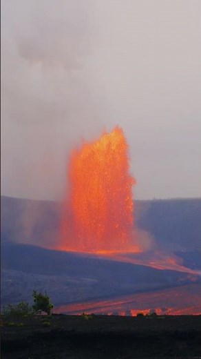 Hiking Hawaii Volcanoes National Park while it was erupting