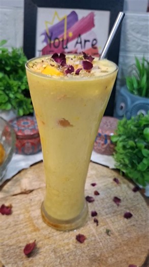 🥭 2-Minute Perfect Creamy Mango Lassi Recipe at Home | Summer Special Drink #Shorts #trending