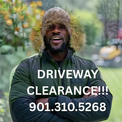 SNOW REMOVAL DURING THE SNOWSTORM AFTERMATH. 2026