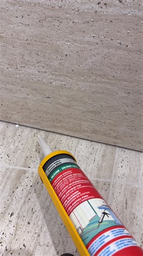 Silicone tooling tutorial #mastic #sealant #essexbuilders #masticman #kentbuilders #followforfollowback #londonbuilders #satisfying #sealants #diy #caulk #caulking #decorating #construction #constructiontips #tutorial #howtodo #plumbers #tilers #tilersofinstagram #hertfordshire #essexbusiness #trending #art | Prime Sealants Ltd