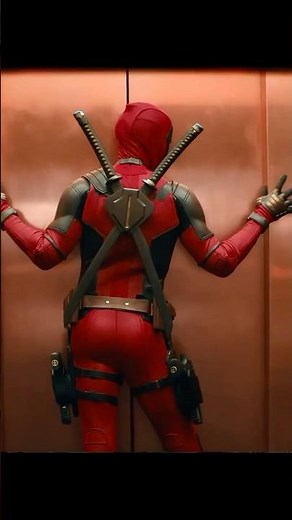 Deadpool obtiene su nuevo traje #Shorts