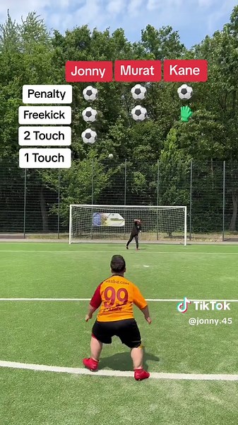 Football Challenge: Free Kick vs Penalty Kick