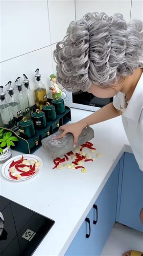 ₹80 Mini Electric Grinder | Fast Spice Grinder for Kitchen #shorts