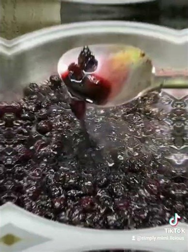 Cherries in process🍒🍒🍒