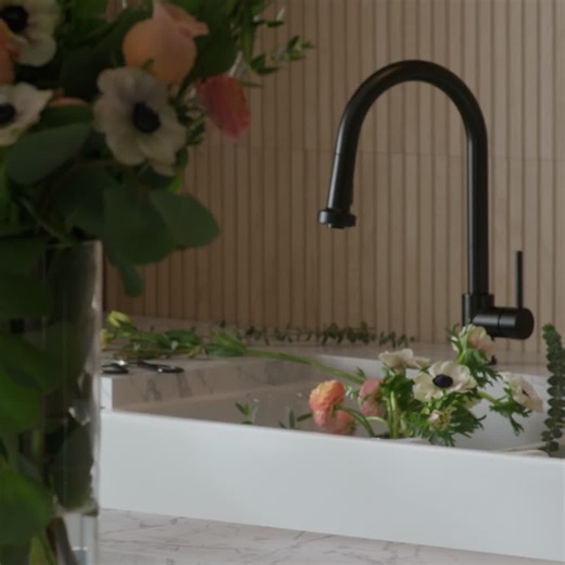 Who says inspiration and shopping can’t go hand-in-hand? 🤝 With our Shop the Room experience, browse trending products featured in this versatile hidden kitchen. Shop now: https://bit.ly/4cymcdY | Signature Hardware