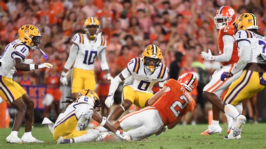 Clemson football falls to LSU as Garrett Nussmeier outduels Cade Klubnik in thrilling battle