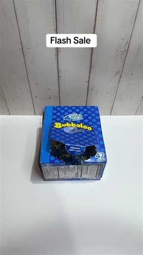 Craving something different? 💙 Bubbaloo Blueberry (Mora Azul) is not your average gum — it’s loaded with a juicy liquid center that bursts with flavor the second you bite in. 🫐 Sweet tangy blueberry taste 💥 Surprise liquid-filled center 🍬 Soft, chewy, and super satisfying 📦 47 pieces to keep the flavor going Perfect for candy lovers, nostalgia vibes, or anyone tired of boring gum. One bite and you’ll get it 😏 #Bubbaloo #MoraAzul #CandyTok #SnackFinds #SweetTooth