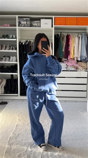 Tracksuit Style Tips for a Chic Look