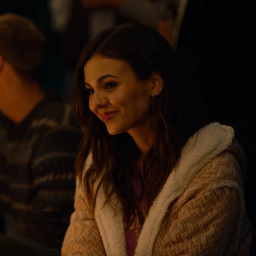 Victoria Justice Sings "Home" in A Perfect Pairing | Netflix