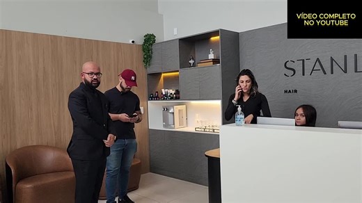 David Corrêa on Instagram: "CLIMA ESQUENTA: DAVID SE IRRITA COM SITUAÇÃO DE DESGASTE NA STANLEYS HAIR #defesadoconsumidor #direitodoconsumidor #davidcorrêa"