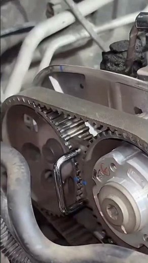 "camshaft sprocket and timing belt alignment"#