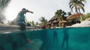Freediver trainieren im Pool. Trainer erklärt: Stockvideos & Filmmaterial (100 % lizenzfrei) 1106953105 | Shutterstock