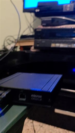 Kon Bnadem on Instagram‎: "آنظمة الويندوز للمستهلك تخزن كلمة السر للمستعمل User بملف SAM C:\Windows\System32\config\SAM وظيفته يخزن كلمات السر و لكن ليس Plain*txt يحولها ل NTHash يتبدل كل مرة بإدخال كلكة السر للدخول نظام التشغيل المبني على WinPE و هو Paascape له هاته الواجهة لإسترجاع الباسوورد و رؤيته txt إن إستعصى غيرها كلمة ااسر و لكن لا تحذف المستعمل User !!!! في كسره لكلمة السر يمر على مجلد Bootkey ليطلب منه الإذن للكسر 😄 إستعصى كذلك يمارس القاموس Dictionary attack Brute Force ويندوز سيرفر 