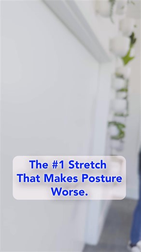 Oftentimes when we have pain in our upper back we stretch our arm across our body, but that doesn’t fix the problem. Learn to open your arm out instead, this will help reset your shoulders and have you feeing better in your body! Click the link to try WeShape for free: https://link.weshape.com/fb-quiz-Q324SH26 | WeShape
