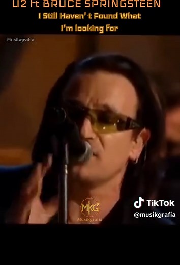 U2 ft Bruce Springsteen- I'm still haven't found what I'm looking for #u2 #musikgrafia #bestmusic #brucespringsteen #livesession @U2