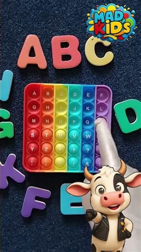 ¡APRENDE EL ABC CON LA VACA MÁS DIVERTIDA! 🐄🌈 | Pop It Alphabet | Mad Kids