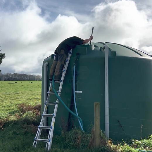 How to clean your water tank without wasting existing water . . .🤔 Safe H2O is the ONLY operator that cleans your tank AND sanitises you water - so there's no need to purchase replacement water. Our team covers the entire country - start by getting a free, no obligation quote on our website. 👉 https://safeh2o.co.nz/water-tank-cleaning-canterbury/ | Safe H2O NZ