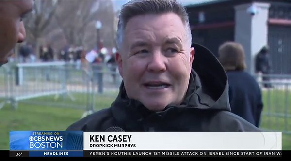 Hundreds of thousands gather on Boston Common for "No King's" demonstration