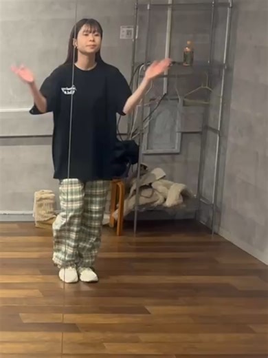 PRODUCE48 / Pick Me コピーダンスレッスン 2026-1-20 なーこ先生 【ソウルアローダンススクール Tiktok】 アカウントをフォローして新しい動画をチェック！ ▸ https://www.tiktok.com/@soularrowdance 【ソウルアローマンツーマンダンススクール】 全国のスタジオで講師と生徒のマンツーマンレッスン レッスンのお問い合わせはこちらから！ ▸ https://xn--pcktaa0a2trb3ck.com 【ソウルアローダンスグループエデュオール】 定額制で受け放題のグループレッスン。 簡単なメンバー登録で今すぐ受け放題のレッスンが予約できます。 1か月無料のキャンペーン実施中です！ メンバー登録はこちらから！ ▸ https://xn--pcktaa0a2trbyd.com ソウルアローダンススクールYouTube ▸ https://www.youtube.com/c/soularrowdanceschool/videos ソウルアローダンススクール Instagram ▸ https://www.instagram.co