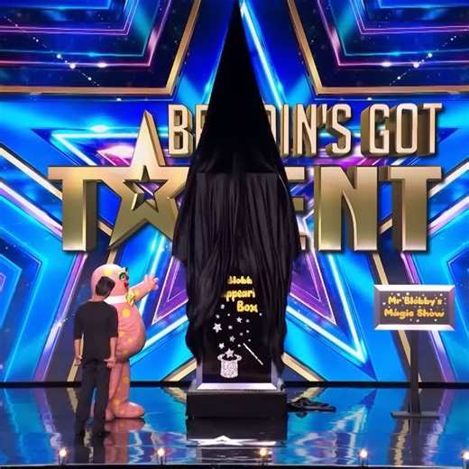 Simon Cowell Gets SLIMED In Most EMBARRASSING Audition Ever! 🤣 | America's Got Talent Auditions