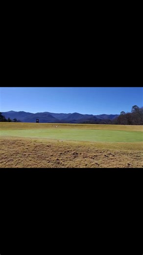 The majestic practice facility of Sequoyah National Golf Club! #fyp #mountaingolf #fallgolf #loveyou #golf @shawtyfromthetee