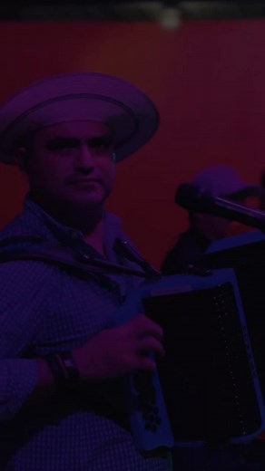 JONATHAN CHAVEZ🥃😮‍💨🥴... ##tipicopanameño🇵🇦parati #jubentudtipiquera🇵🇦 #musicatipicapanameña #tipicopanameño🇵🇦paratii #tipicopanameño #jubentudtipiquera #detarimaentarima #tipicopanameño🇵🇦 #olpard . . @Betolyrics 🥷🏽 @videos__tipicos @rolastipicas