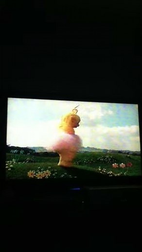 Here Come The Teletubbies Laa Laa Dancing