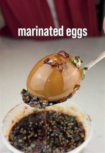 Korean Soy Marinated Eggs! The best way to eat hard boiled eggs, low calorie, high protein and so easy to make!👇🏽 - Ingredients: • 6 hard boiled eggs (peeled) • 1/2 cup soy sauce • 1/2 cup water • 2 tbsp honey • 2 tbsp any sweetener (I use brown sugar stevia) • 2 tsp sesame oil • 1/2 white onion, chopped • 1 jalapeno, diced • 1/4 cup green onions • 1 red chili, sliced • 1 tbsp sesame seeds (any kind) - Notes: for the best hard boiled eggs with a soft yolk center, boil them for about 6 to 6 and