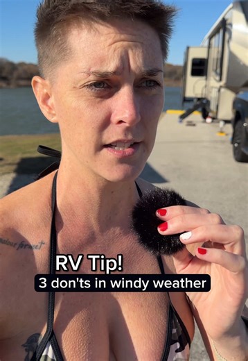 Wind and RVs don’t mix. Here’s three big no nos for campers in windy conditions. #rvtips #rvlife #camperlife #bikinikindalife #traveltips