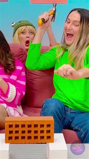 INSANE STRENGH Test Prank On My Friends !💪🤣 #strengh #prank