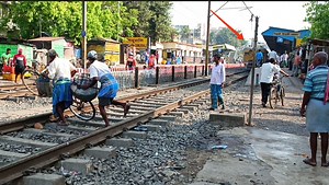 People’s Random Dangerous Crossing Railway Track : Ranaghat-Sealdah Local Train Departure Simurali Station | Trains Beat | Facebook