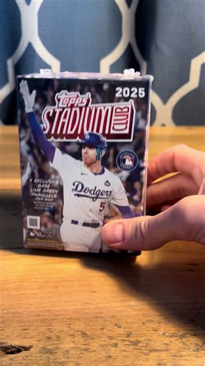2025 Topps Stadium Club Baseball Cards Unboxing