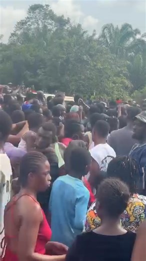 1.4K views · 17 reactions | A large throng in Akyem Wenchi has gathered to honour their hero after a helicopter carrying the remains of the late Ernest Yaw Kumi touched down. | Obuasi Today | Facebook