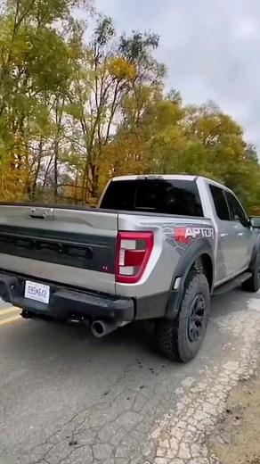 Ford Raptor 2023 V8 Off-Road Sound