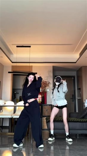 吸引女人我有的力气是手段…🔥 #likejennie #nobatidao #抖音年味舞蹈大赏 #卡点舞 #jennie