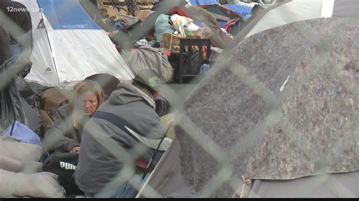 'No one plans to be homeless': Arizona shelter service needs help meeting growing demand