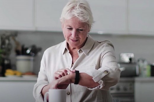 Smartwatch para mayores: guía de compra con mejores recomendaciones y seis relojes inteligentes para seniors