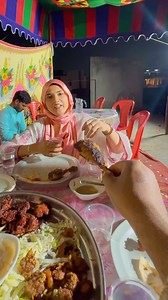 700K views · 17K reactions | funny joke camera man, my sister Raziya Mirchi #hyderabadmirchi #raziymirchi #viral #reels | Hyderabad Mirchi | Facebook