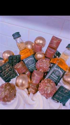 Jack Daniel’s cake ✨ Trust the process 🥃🍰 #jackdanielscake #CakeTok #TransitionTok #customcakes