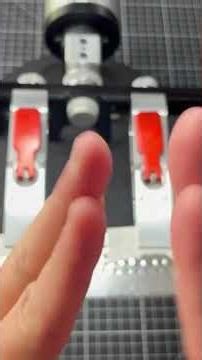 Understanding knife sharpening and the role of the burr: the key to a razor-sharp edge!