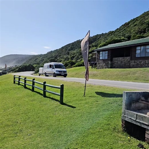 The Camping RetrEats Fun Bus has arrived in Tsitsikamma!!! This is the vibe we need you to arrive with at the RetrEat. Let's get this RetrEat Started!