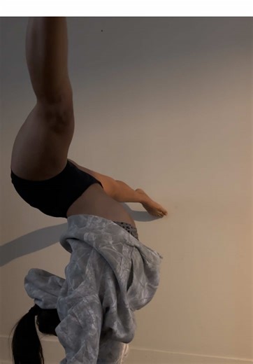 #fyp #yoga #flexibility #foryoupage #armbalance