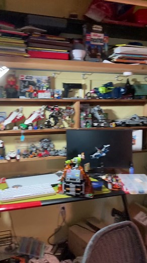 Essential Lego Setup Items: Can of Brick Separators | Part 1