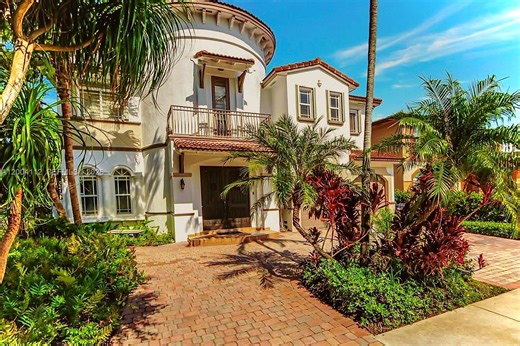 6502 SW 162nd Ct, Miami, FL 33193 - MLS A12004112 - Coldwell Banker